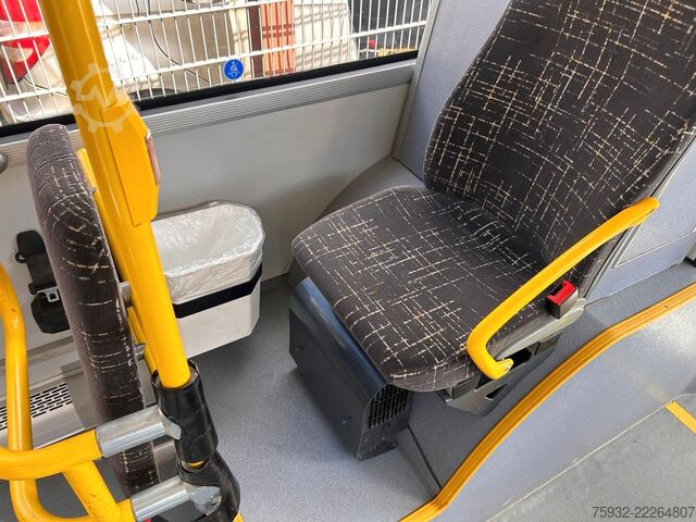 Stadsbus SOLARIS Urbino 8.9  LE MIDI KLIMA  2,4 m GURTE  NEULACK