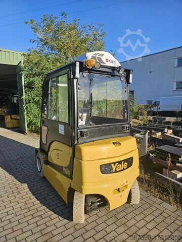 Elektrikli 4 tekerlekli forklift Yale ERP25VL