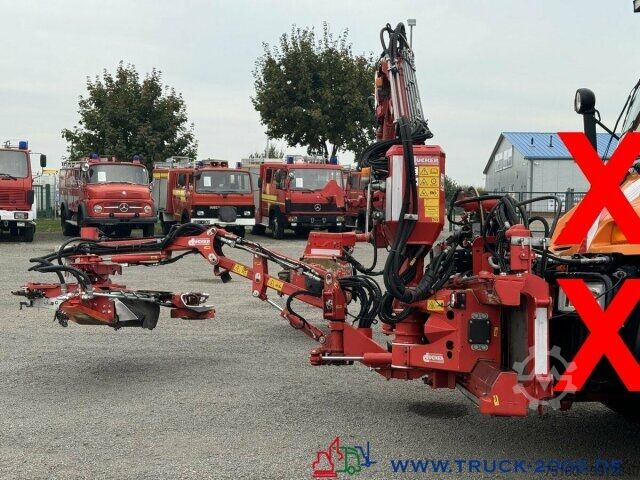 Aangepaste bestelwagen Unimog Unimog Dücker Mähkombi RSM Mäher DUA800