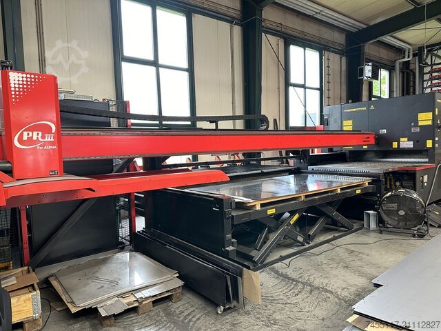 Laser cutting machine AMADA LC-2415 Alpha IV NT mit Be- Entladung