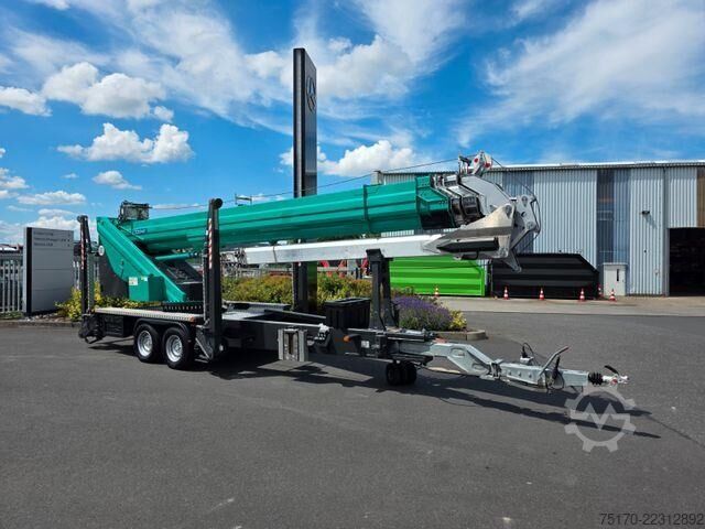 Böcker AHK 36/2400 / solo 905 horas de uso / 2016 Böcker AHK 36/2400 / nur 905 h / 2016