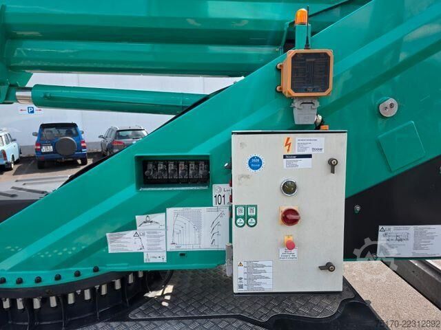 Böcker AHK 36/2400 / solo 905 horas de uso / 2016 Böcker AHK 36/2400 / nur 905 h / 2016