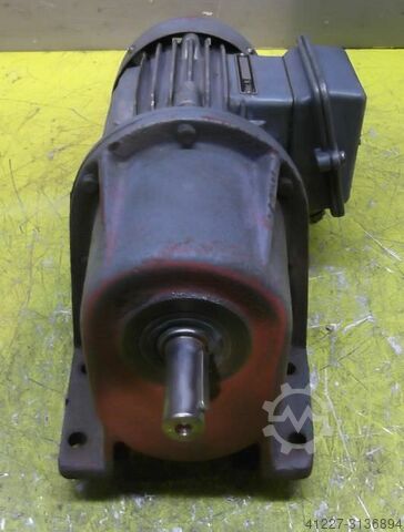Tandwielmotor 0,075 kW 21,5 tpm Bauer DK5607/143L