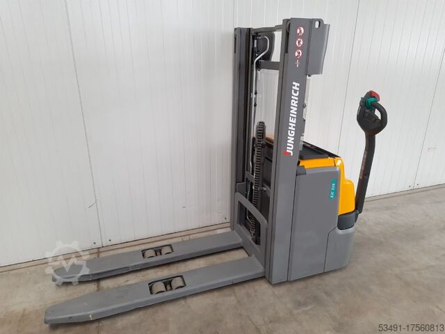 Palle stabler Jungheinrich EJC216