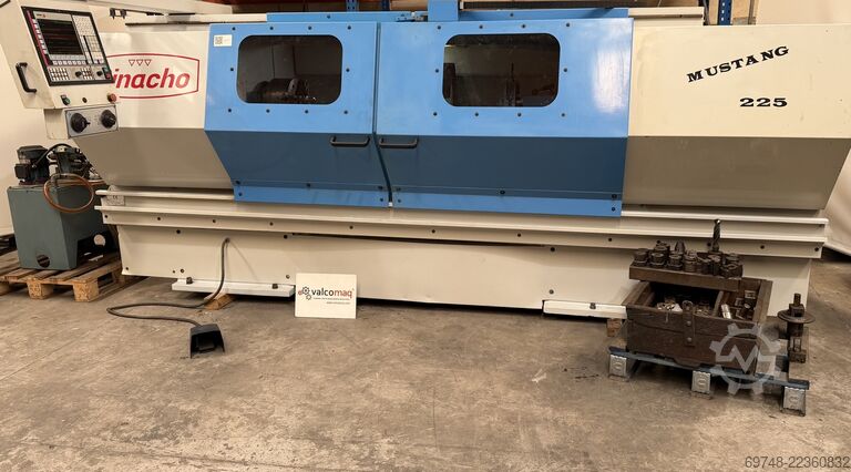 Tour CNC Pinacho Mustang 225 x 1600mm