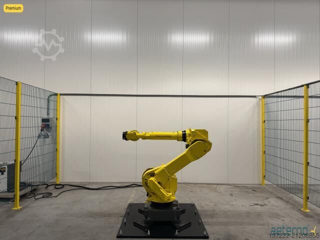Refurbished Robot with 1 year warranty FANUC M-710iC/70