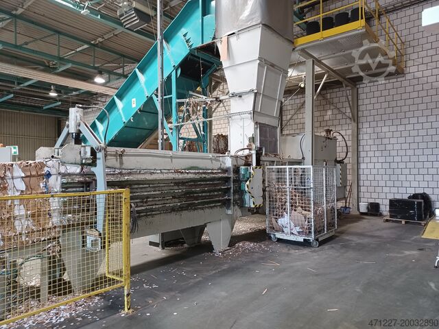 πρέσα δεματοποίησης χαρτιού και απορριμμάτων Paal Licon 250 SC