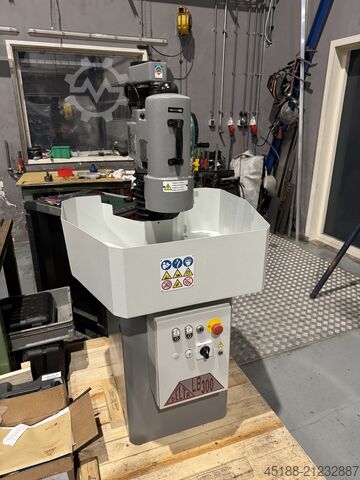Csésze köszörűgép DELTA LB 300