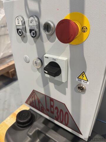 Csésze köszörűgép DELTA LB 300