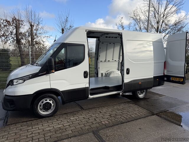 Panel van Iveco Daily 35S18V A8 Adaptive Cruise control – Autom...