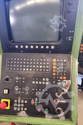 Fresatrice HERMLE UWF 900
