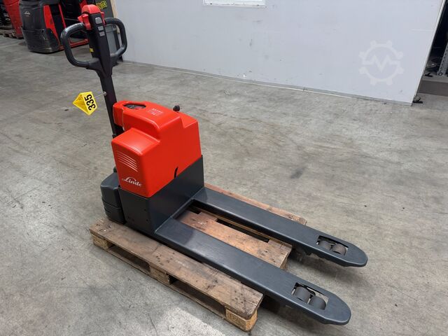 Manual pallet jack Linde MT 15-1133-01 [ID: 335]