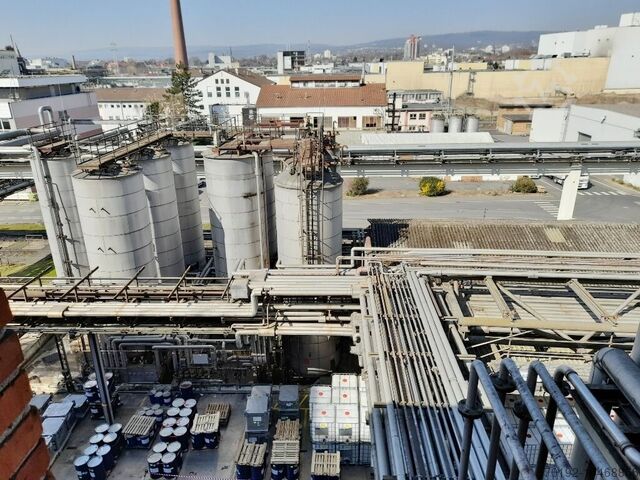 60000 Liter heiz-/kühlbarer Druckbehälter aus V2A  