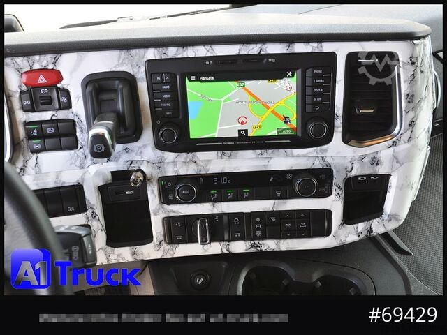 Drankentruck SCANIA P 320 P 6x2,, Getränke, Lenkachse, LBW: Dhollandia DHLM 30