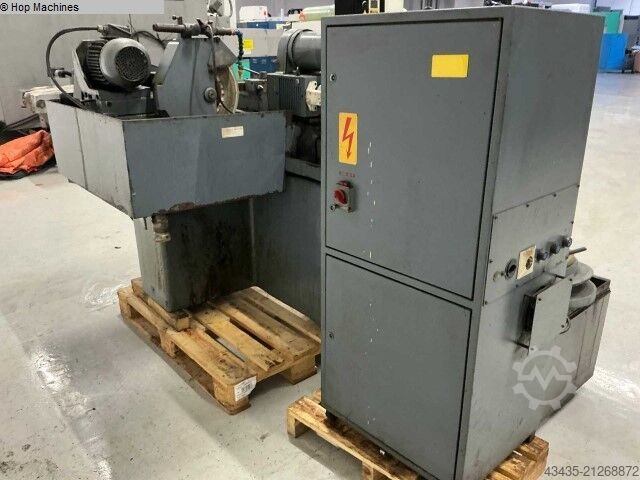 Cilindrische slijpmachine STUDER RHU 400