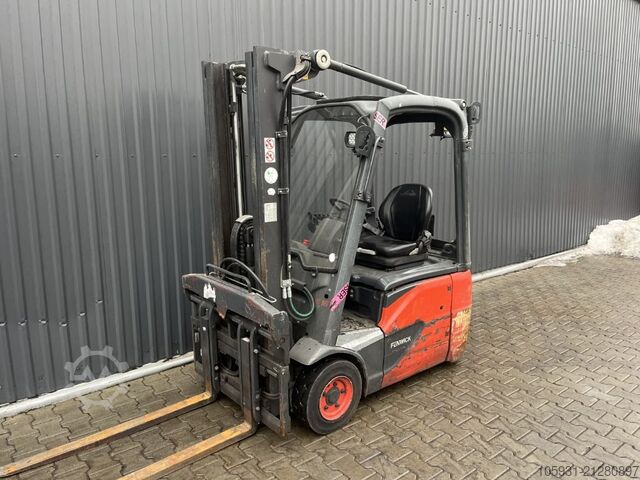 Electric 3-wheel forklift Linde E16C-02