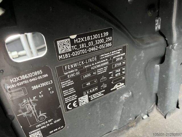 Electric 3-wheel forklift Linde E16C-02