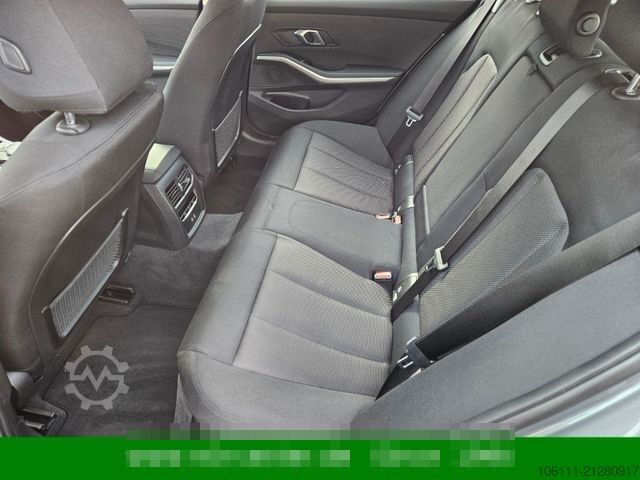 Minibus BMW 320 d xDrive Navigation PDC