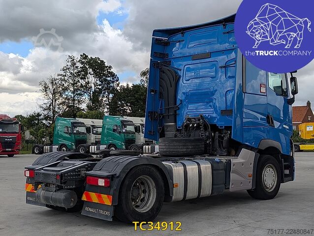 Standard-SZM Renault T 520