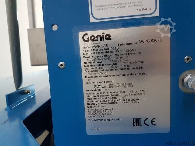 Verticale lift Genie AWP 30S