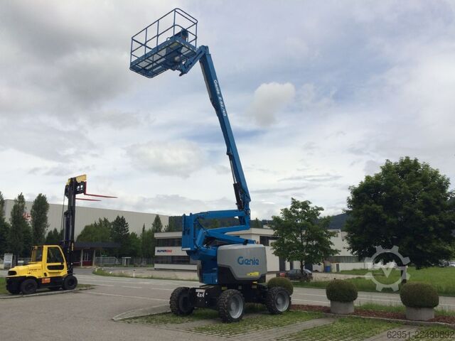 Scharnierend telescopisch platform Genie Z 62/40