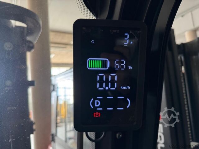 Elektrische vorkheftruck met 4 wielen EP EFL 303