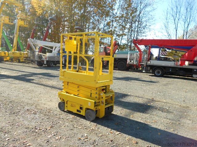 Werkplatform GENIE GS 1330, Leichtscherenarbeitsbühne Genie 5,9 m