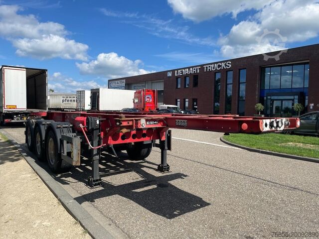 Containertransport Schmitz Cargobull SCF24 20 FT Chassis / Tank / ADR / BPW Axles / ...