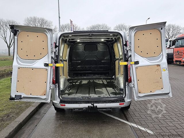 High-roof van FORD TRANSIT CUSTOM 2.0 L1H1 Limited Navi AC