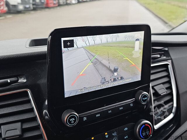 High-roof van FORD TRANSIT CUSTOM 2.0 L1H1 Limited Navi AC