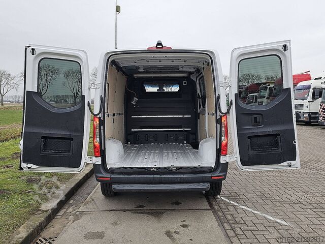 Hochdachkombi MERCEDES-BENZ SPRINTER 315 L1H1 Mbux Automaat
