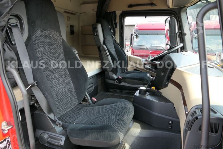 Skříňový nákladní automobil MERCEDES-BENZ Actros 1842 Koffer Komplettzug