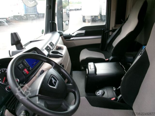 Plattewagen met zeil MAN 26.360 TGs*9 m SafeServer*2,5 to LBW*Lift/Lenk
