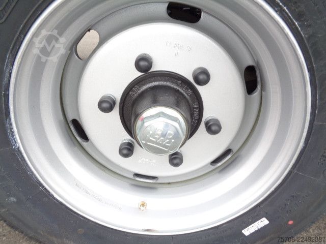 Naczepa niskopodwoziowa HUMBAUR HBT 106225 BS schräg 11,9 to GG SOFORT VERFÜGBAR