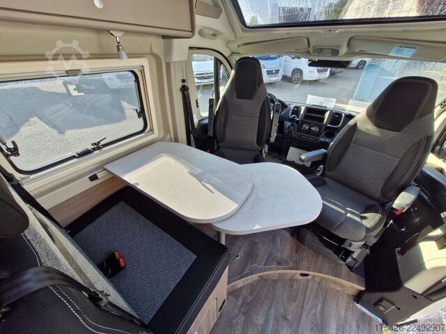 Kamper kombi CARADO pro+ CV 640 *Pakete: Safety/Media/Pro+*