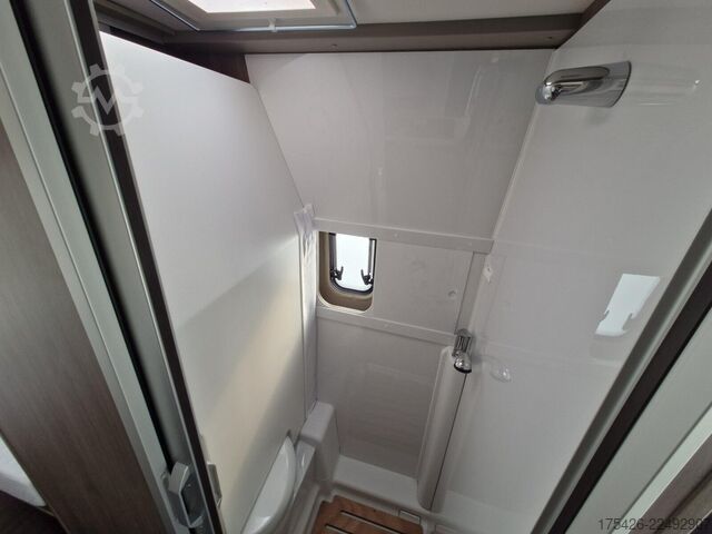 Kamper kombi CARADO pro+ CV 640 *Pakete: Safety/Media/Pro+*