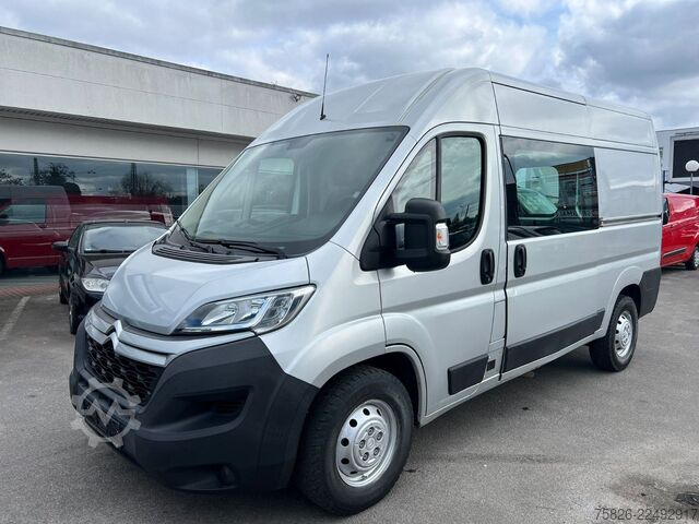 Højt tag varevogn Citroën Jumper 35 L2H2*1.Hand*Kamera*2*Schiebetür*AHK*