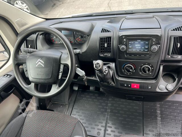 Højt tag varevogn Citroën Jumper 35 L2H2*1.Hand*Kamera*2*Schiebetür*AHK*