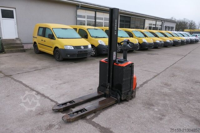 Manual stacker bt SWE 080L