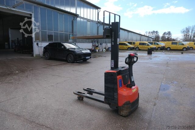 Manual stacker bt SWE 080L Batterie 12/2021