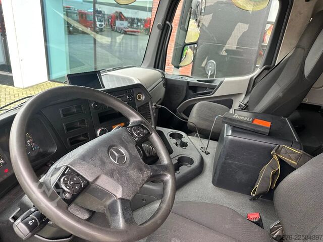 Vinç kamyonu Mercedes-Benz Antos 2030 4x2 Atlas 120.2E-A 3 L Euro 6