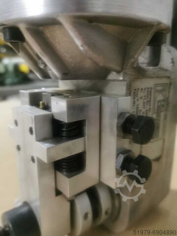 CNC bewerkingscentrum Radius freesunit HOMAG R2 Radius HSK63