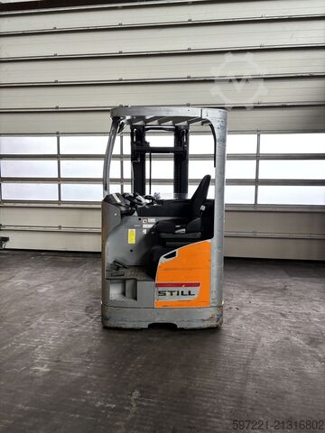 Reach Trucks Still FM-X10