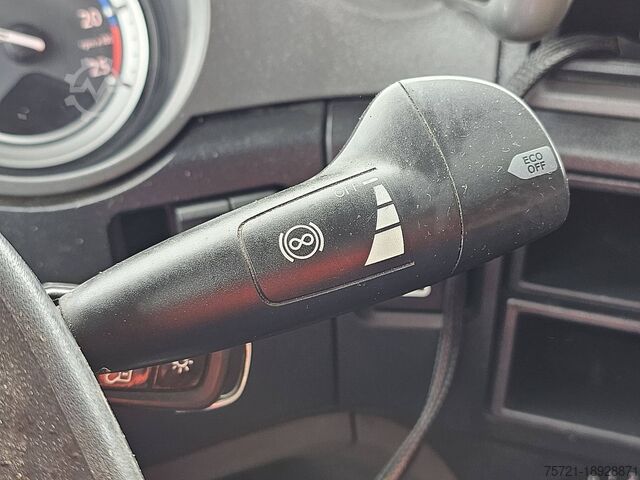 Standard-SZM DAF XF 440 SPACECAB MANUAL