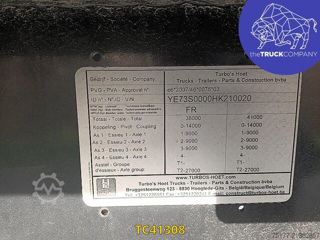 Transport af containere Hoet Trailers 