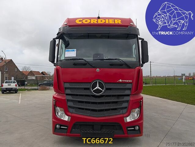 Glidende presenning Mercedes-Benz Actros 2548