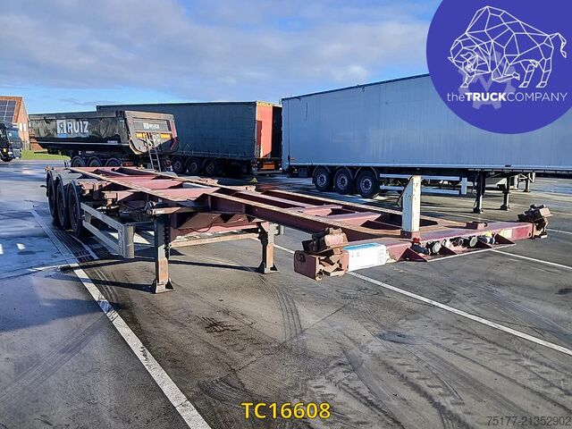 Containertransport Renders 