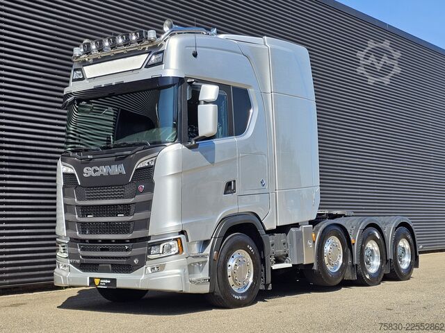 Scania S770 8x4/4 / 180,000 kg / hydraulic Scania S770 8x4/4 / 180.000 KG / HYDRAULIC