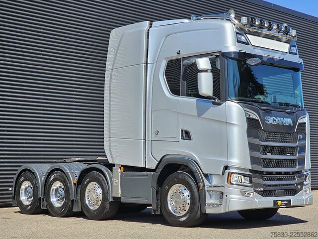 Scania S770 8x4/4 / 180,000 kg / hydraulic Scania S770 8x4/4 / 180.000 KG / HYDRAULIC