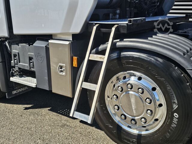 Scania S770 8x4/4 / 180,000 kg / hydraulic Scania S770 8x4/4 / 180.000 KG / HYDRAULIC